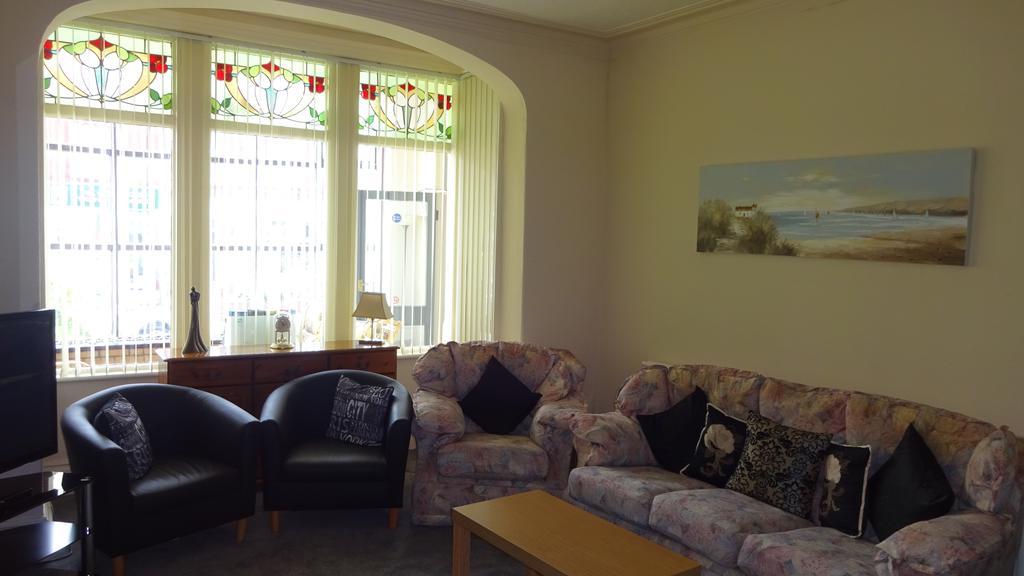 Bed and Breakfast Kings Court Families & Couples Blackpool Esterno foto
