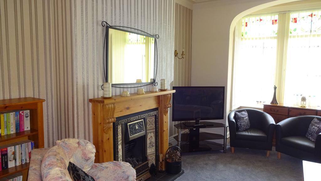 Bed and Breakfast Kings Court Families & Couples Blackpool Esterno foto